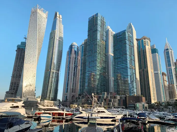 Дубай: Апартаменты Jewellery Homes in Continental Tower Dubai Marina