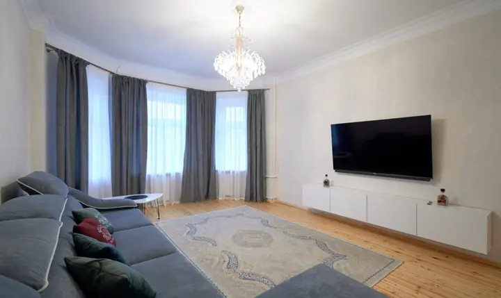 Минск: Апартаменты Apartment near train station