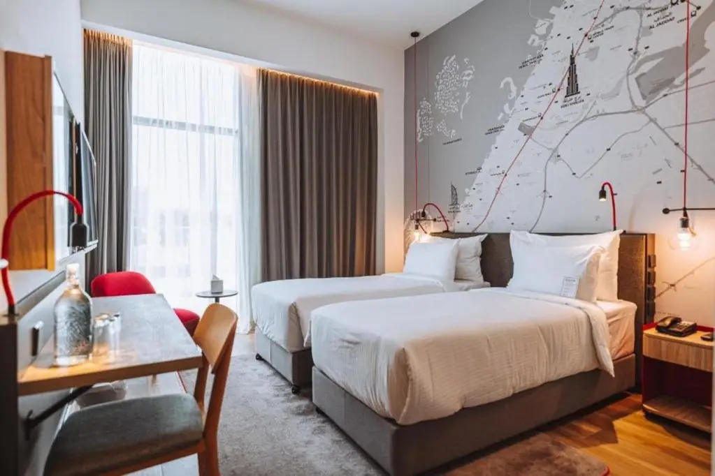 Дубай: INK Hotel
