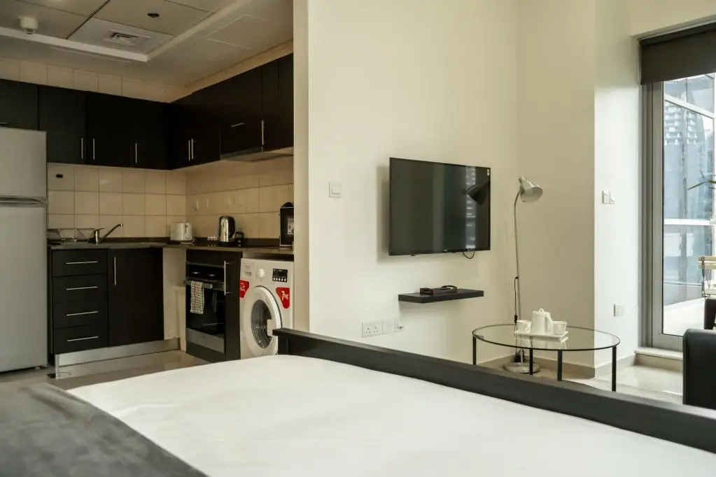 Дубай: Comfortable studio with great view in Bay Central!