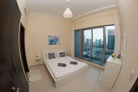 Incredible apartment at the top of Dubai Marina — фото 1