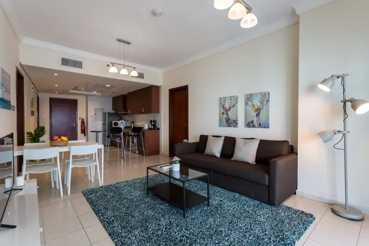 Дубай: Lake views from 2 bedroom apartment in JLT