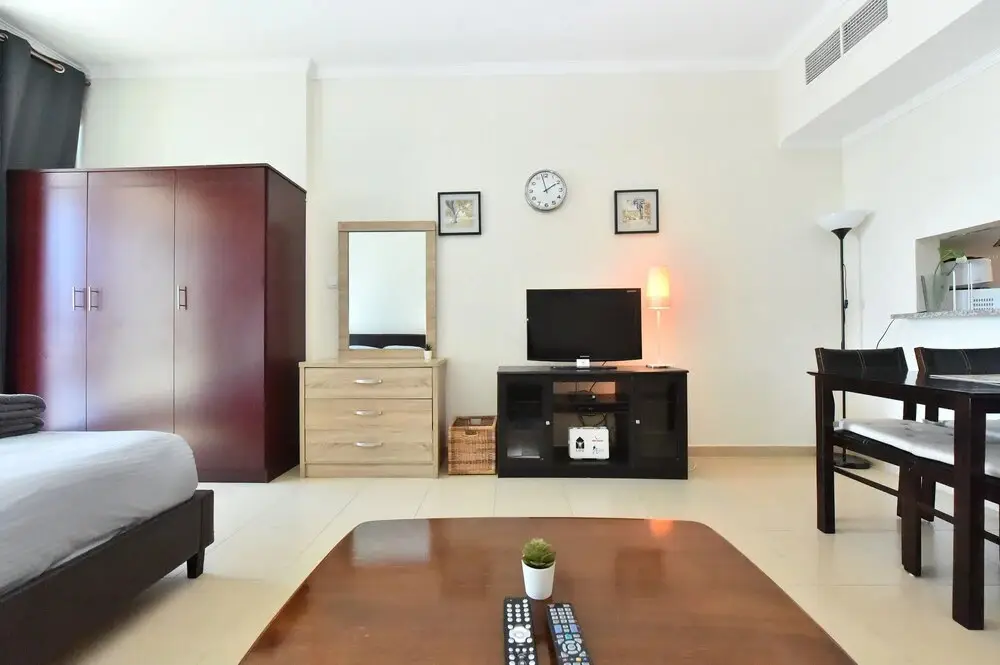 Дубай: DB - Furnished Studio with balcony