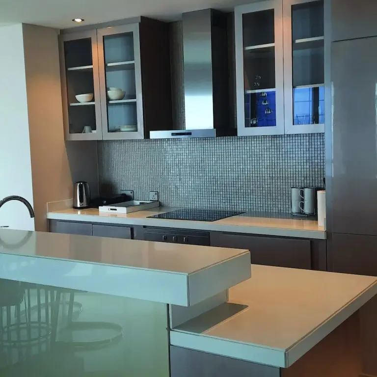 Дубай: Quill Residence Three Bedroom Apartment with 5 Star Amenities
