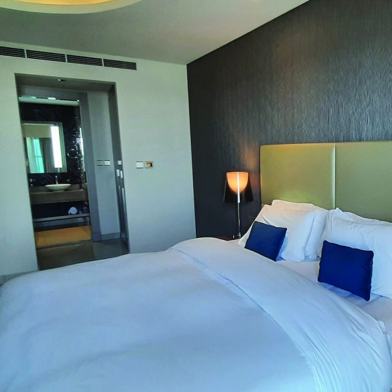 Дубай: Quill Residence Three Bedroom Apartment with 5 Star Amenities