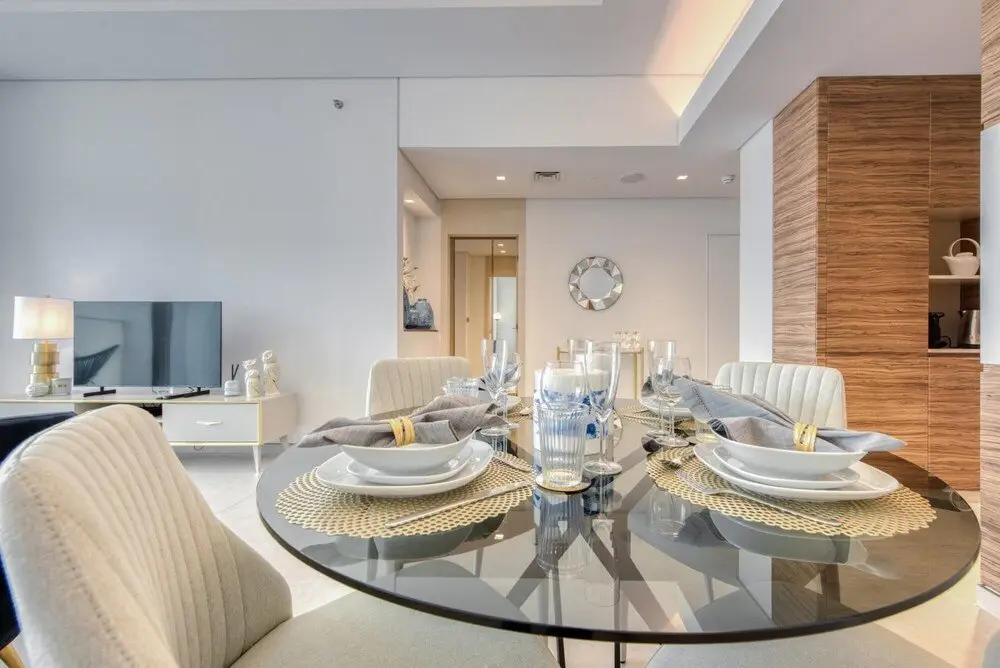 Дубай: Urban 1BR w Golf Course Views