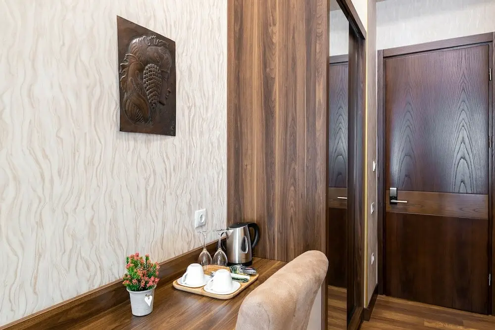 Тбилиси: Ornament Hotel