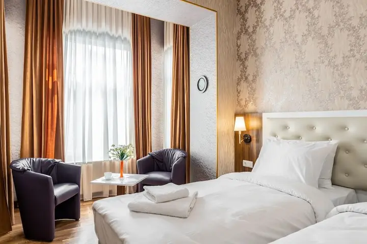 Тбилиси: Ornament Hotel