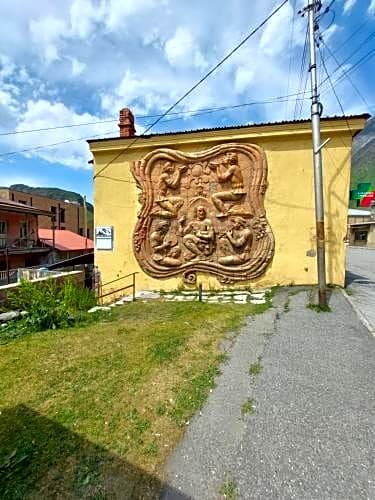 Степанцминда: Lostinn Kazbegi Hostel