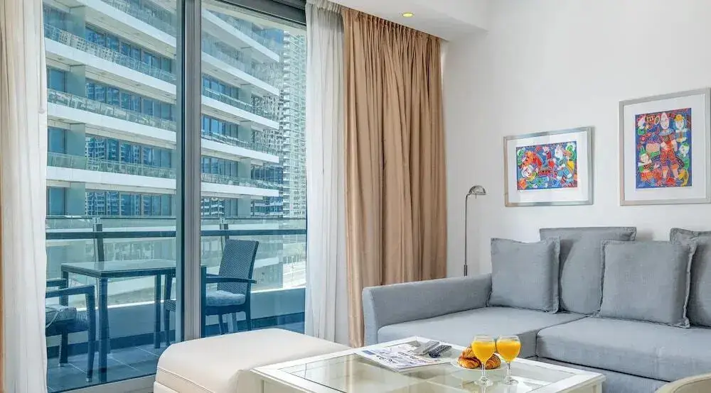 Дубай: Silverene Towers 2 by LUX Holiday Home
