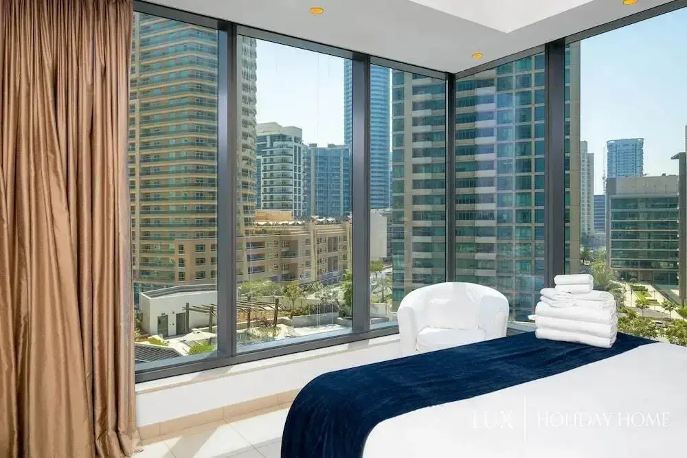 Дубай: Silverene Towers 2 by LUX Holiday Home