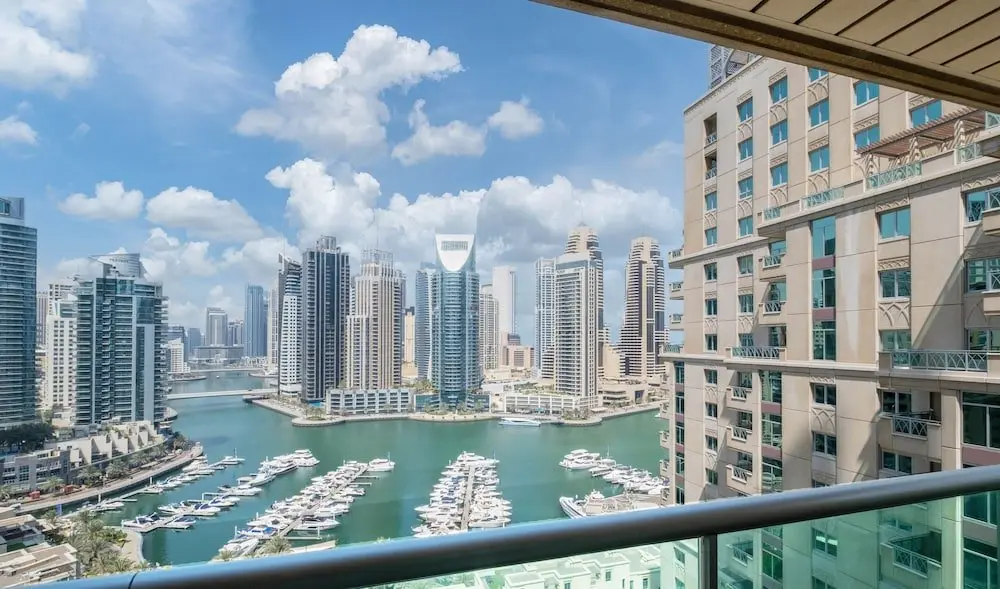 Дубай: Marina View Towers by LUX Holiday Home