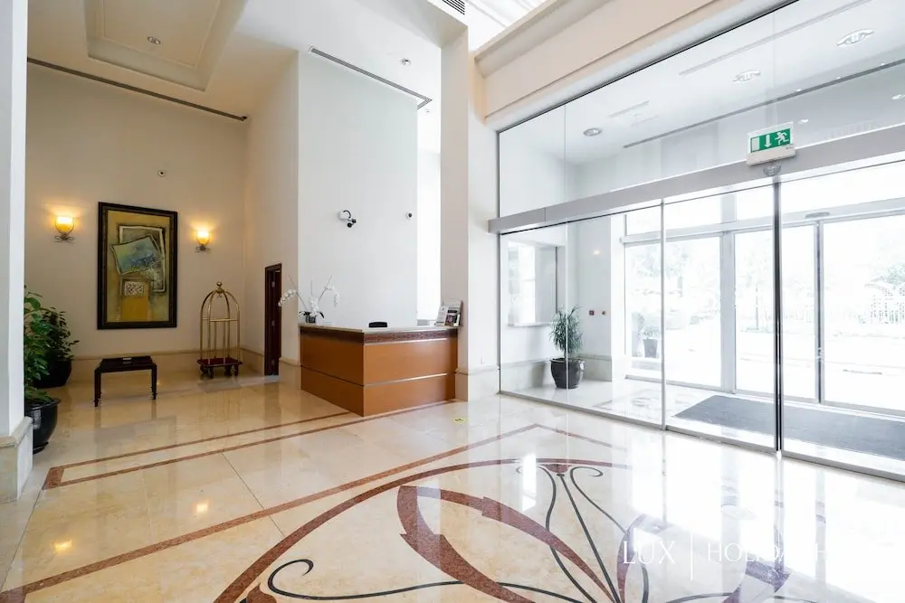 Дубай: Marina View Towers by LUX Holiday Home