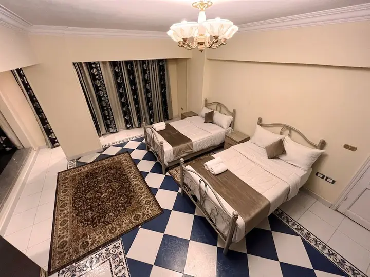 Гиза: Pyramids House