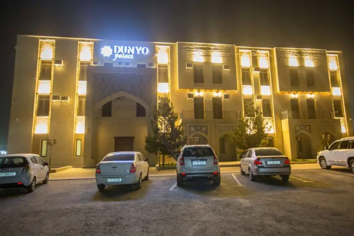 Бухара: Отель Dunyo Palace