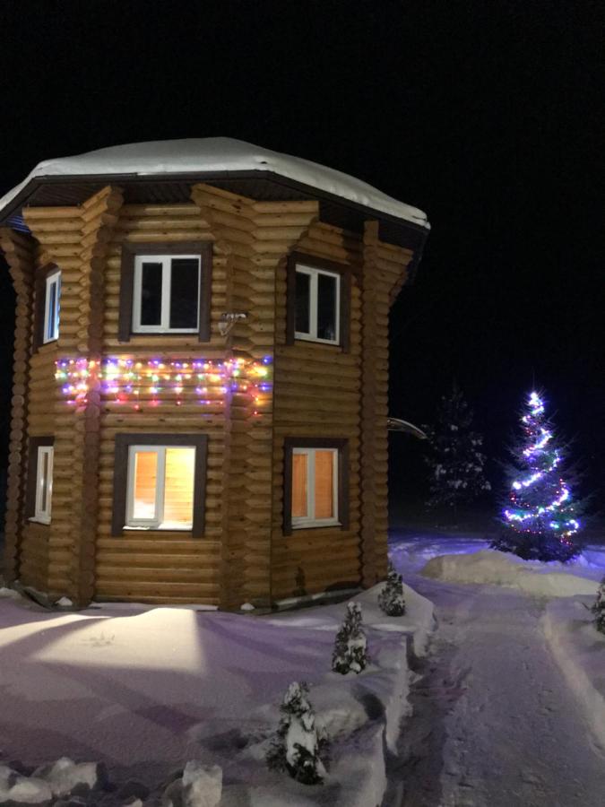 Бураково: База Отдыха Осетрово