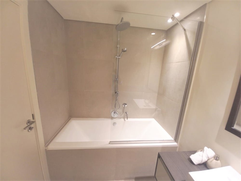 Дубай: Stunning 1 Bedroom Balcony at Park View Dubai