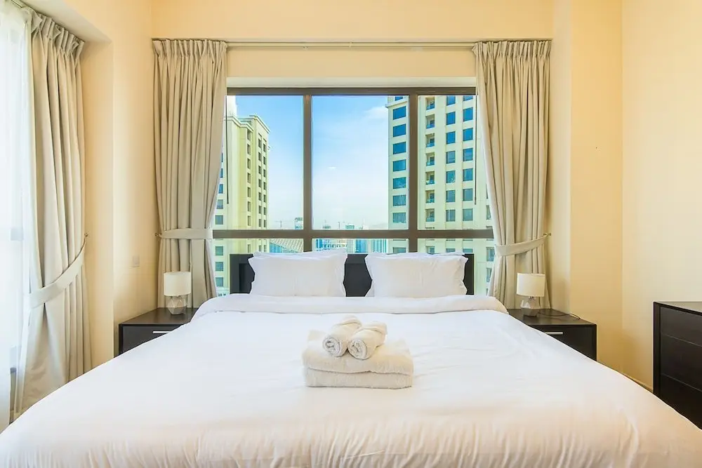 Дубай: Jbr Very Cozy 2 Br Apartment High Floor Sea View