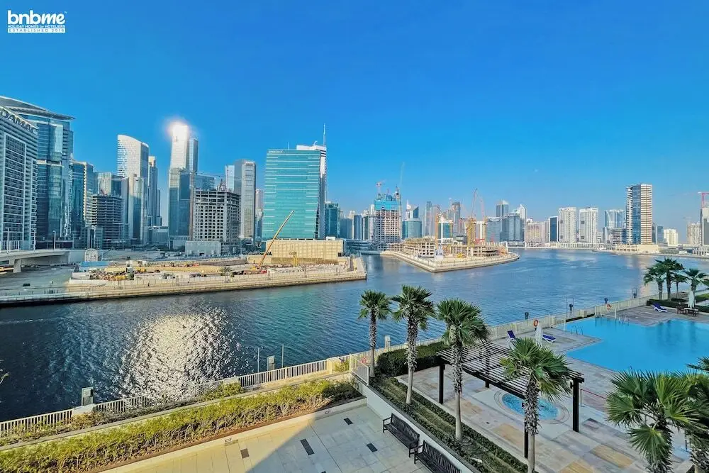 Дубай: 1B-Churchill-303 by bnbme homes