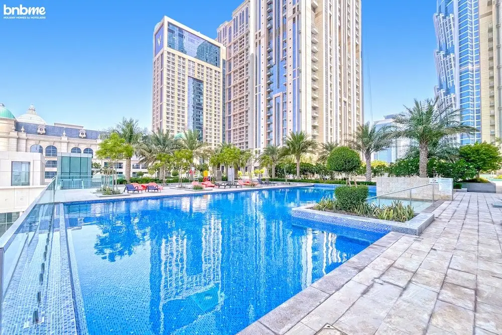 Дубай: 3B-Amna Tower-4801 by bnbme homes