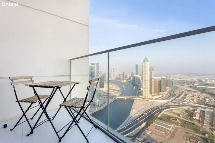 Дубай: 2B-Amna Tower - 4405 by bnbme homes