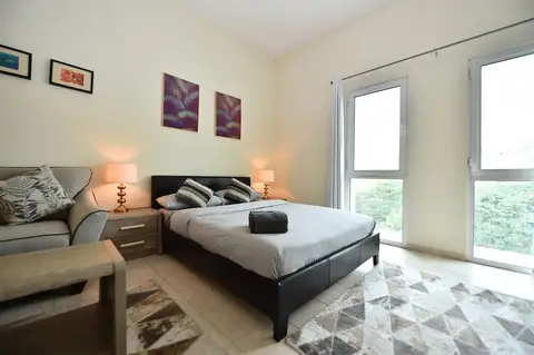 JHN - Fully Furnished Studio Apartment — фото 1