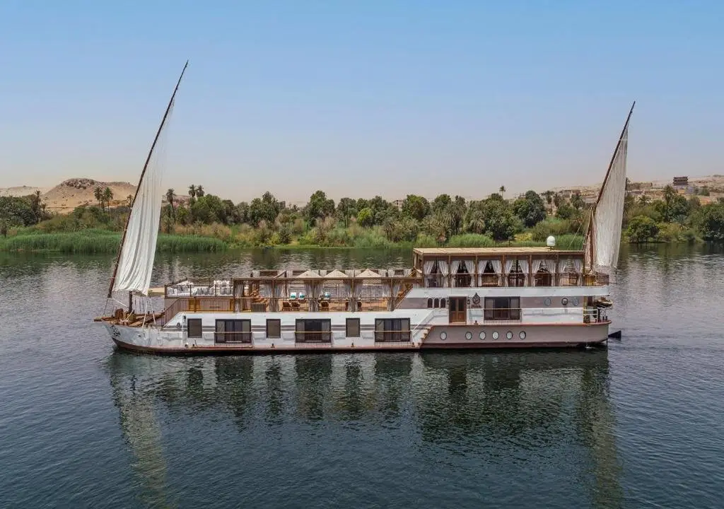 Луксор: Dahabeya Yakouta Nile Cruise-Every Monday from Luxor- Aswan for 05 nights