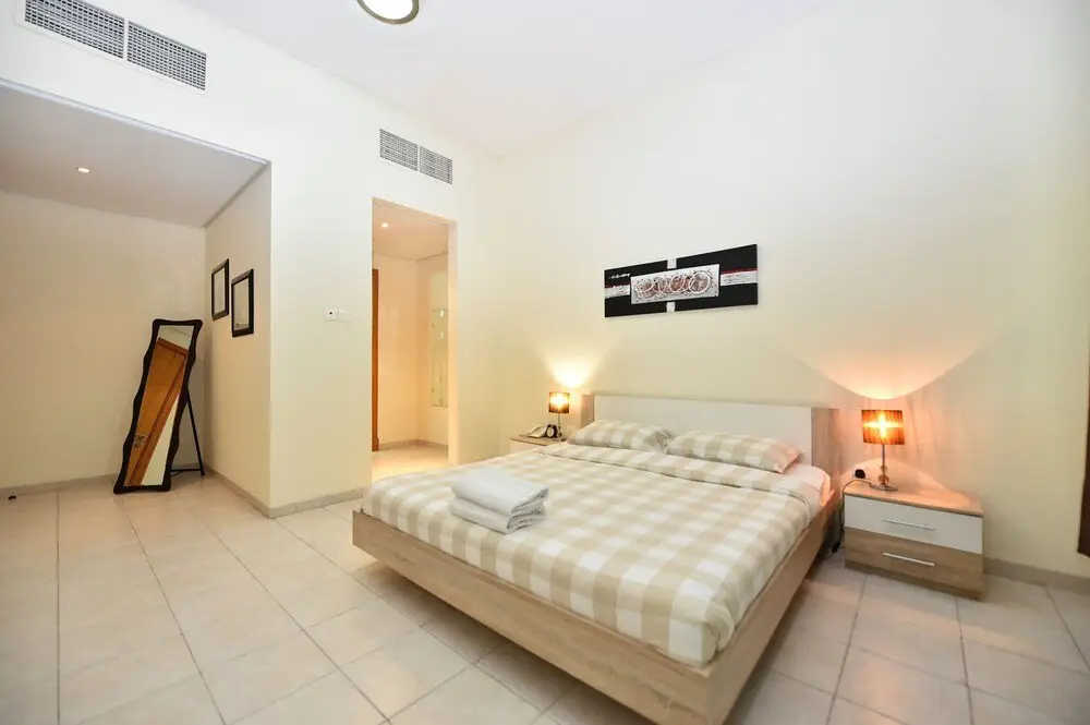 BRID - Spacious 1 Bed with garden view — фото 1