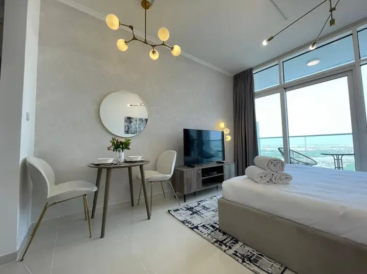 Дубай: ST-Carson Tower A-1809 by bnbme homes