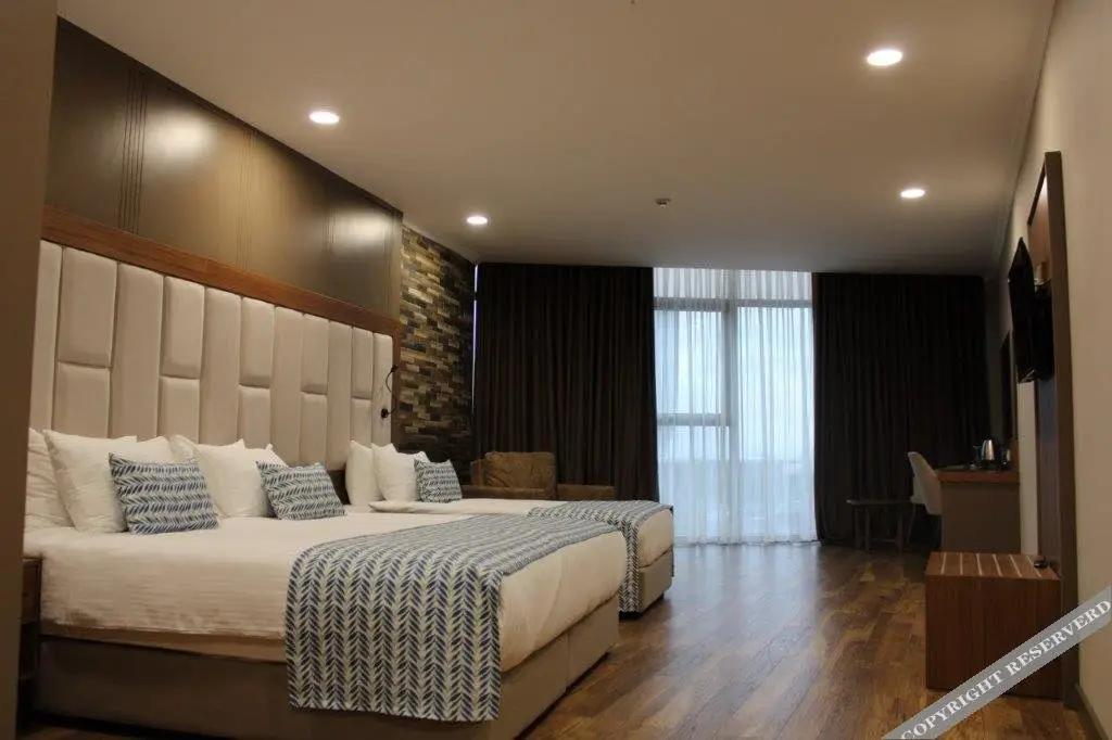 Батуми: King Solomon Hotel Батуми