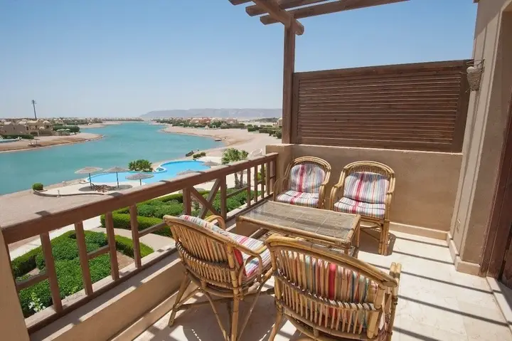 Эль-Гуна: Apartment Overlooking Pool & Lagoon