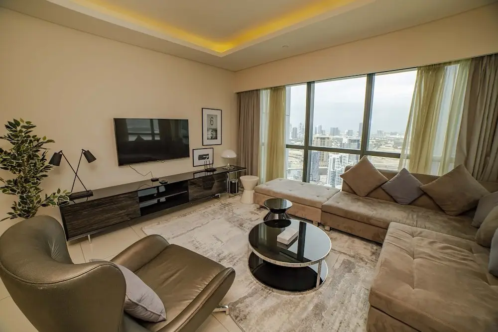 Luxury 2BR Apartment in Paramount Towers Business Bay — фото 1