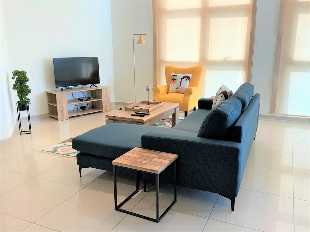 Дубай: DHLA - Modern 2BR balcony in Marina