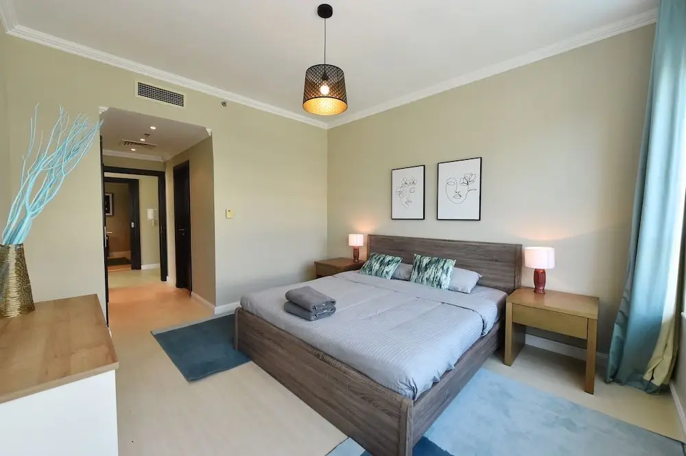 Дубай: 2-BR Marina View Retreat at Marina Quays - DSY