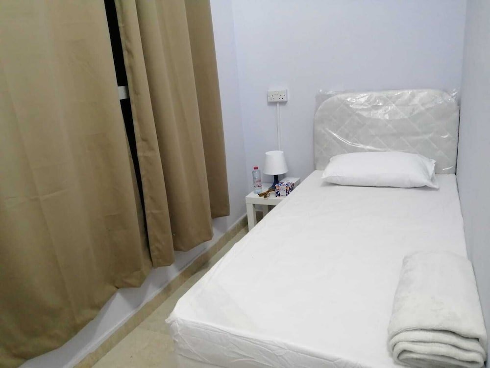 Дубай: Pharos Inn Sheikh Zayed Hostel