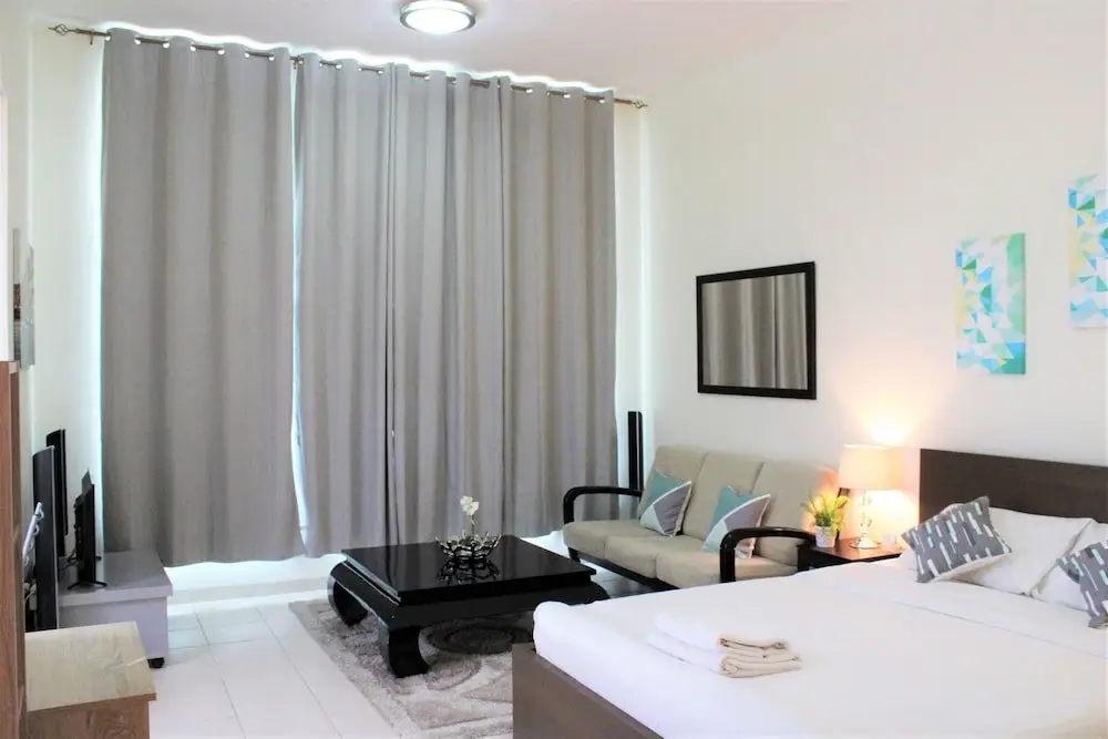 Дубай: IRN - Spacious Studio in Discover Garden
