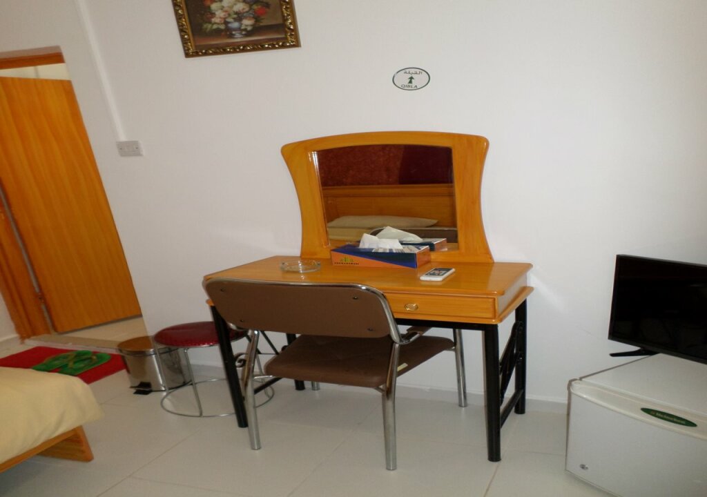 Дубай: OYO 925 Emirates Hotel
