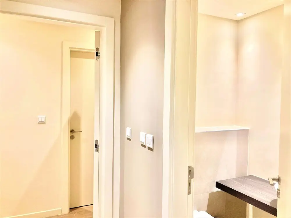 Дубай: Amazing Living Park View JVC -1bed With Balcony
