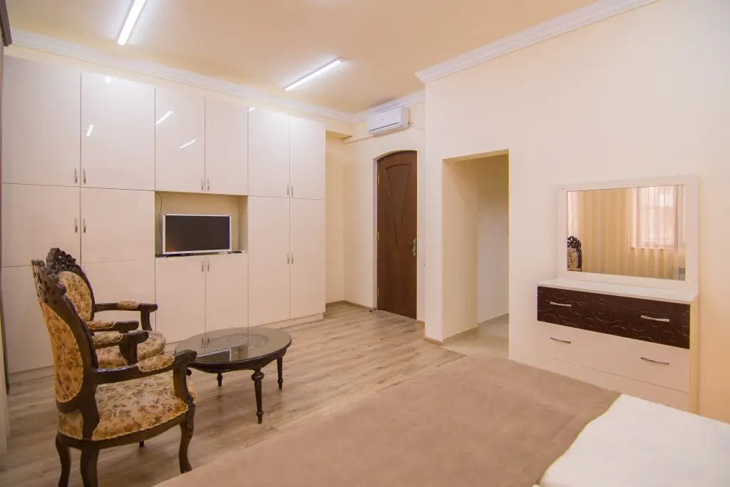 Ереван: Отель Tatev Hotel and Tours