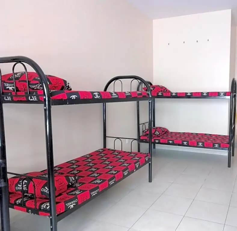 Дубай: Abree building New Hostel