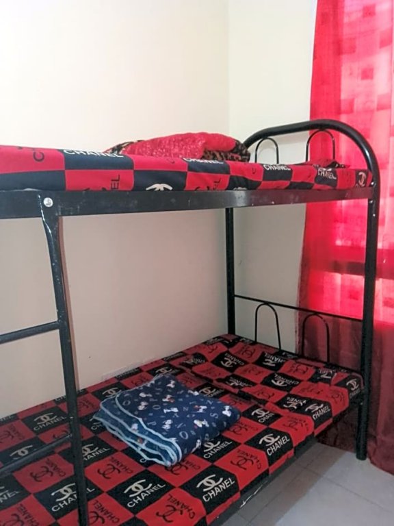 Дубай: Abree building New Hostel
