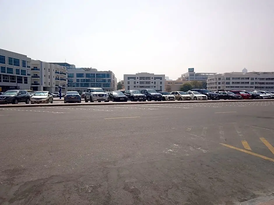 Дубай: Abree building New Hostel