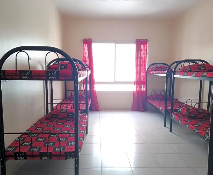 Дубай: Abree building New Hostel