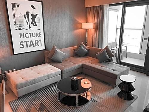 Дубай: Paramount Damac Dubai/ 1 Bedroom