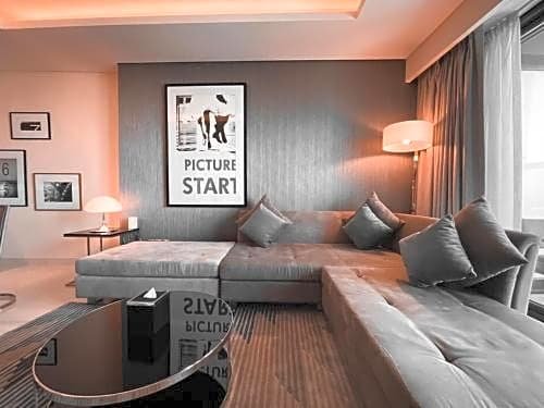 Дубай: Paramount Damac Dubai/ 1 Bedroom