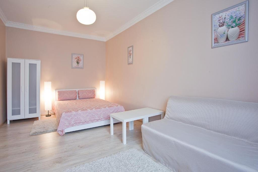 Минск: Apartamenty Tsentr Zakharova 40