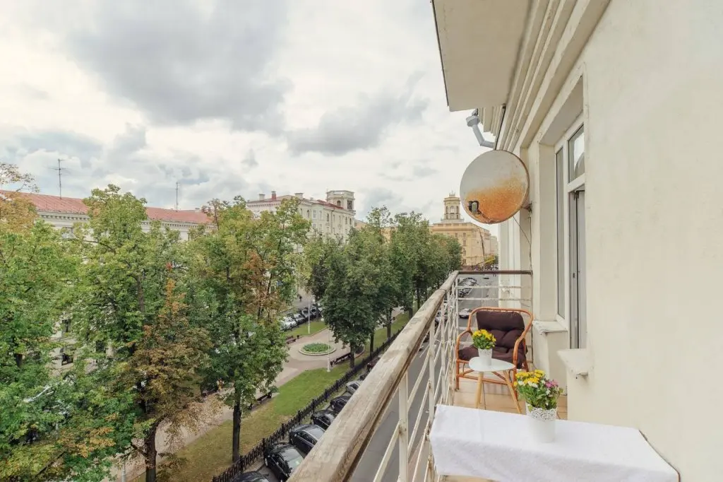 Минск: Апартаменты 3-комнатные HomeApart К.Маркса, 25
