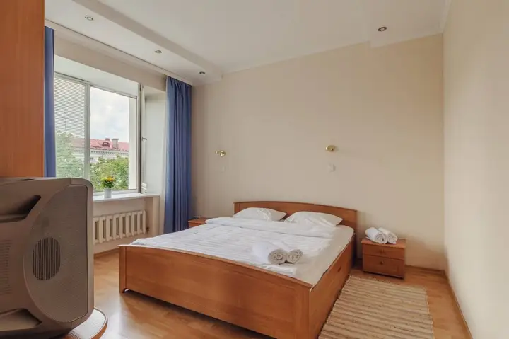 Минск: Апартаменты 3-комнатные HomeApart К.Маркса, 25
