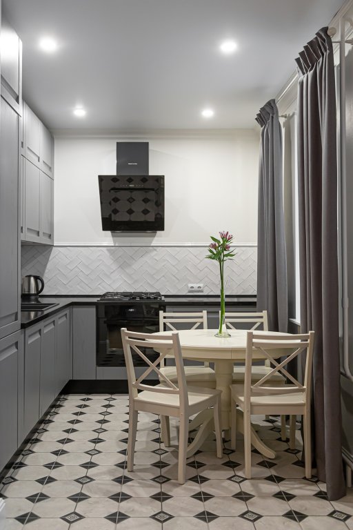 Минск: Апартаменты 3-комнатные HomeApart пр-т Независимости, 42