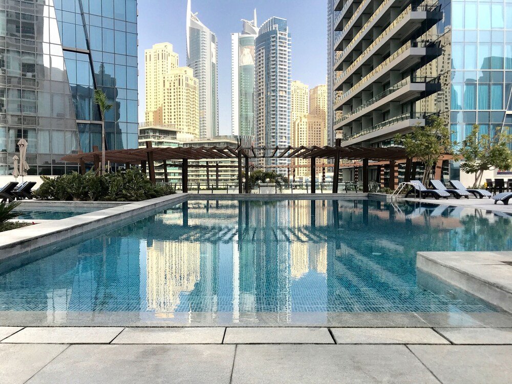 Silverene Tower — фото 1